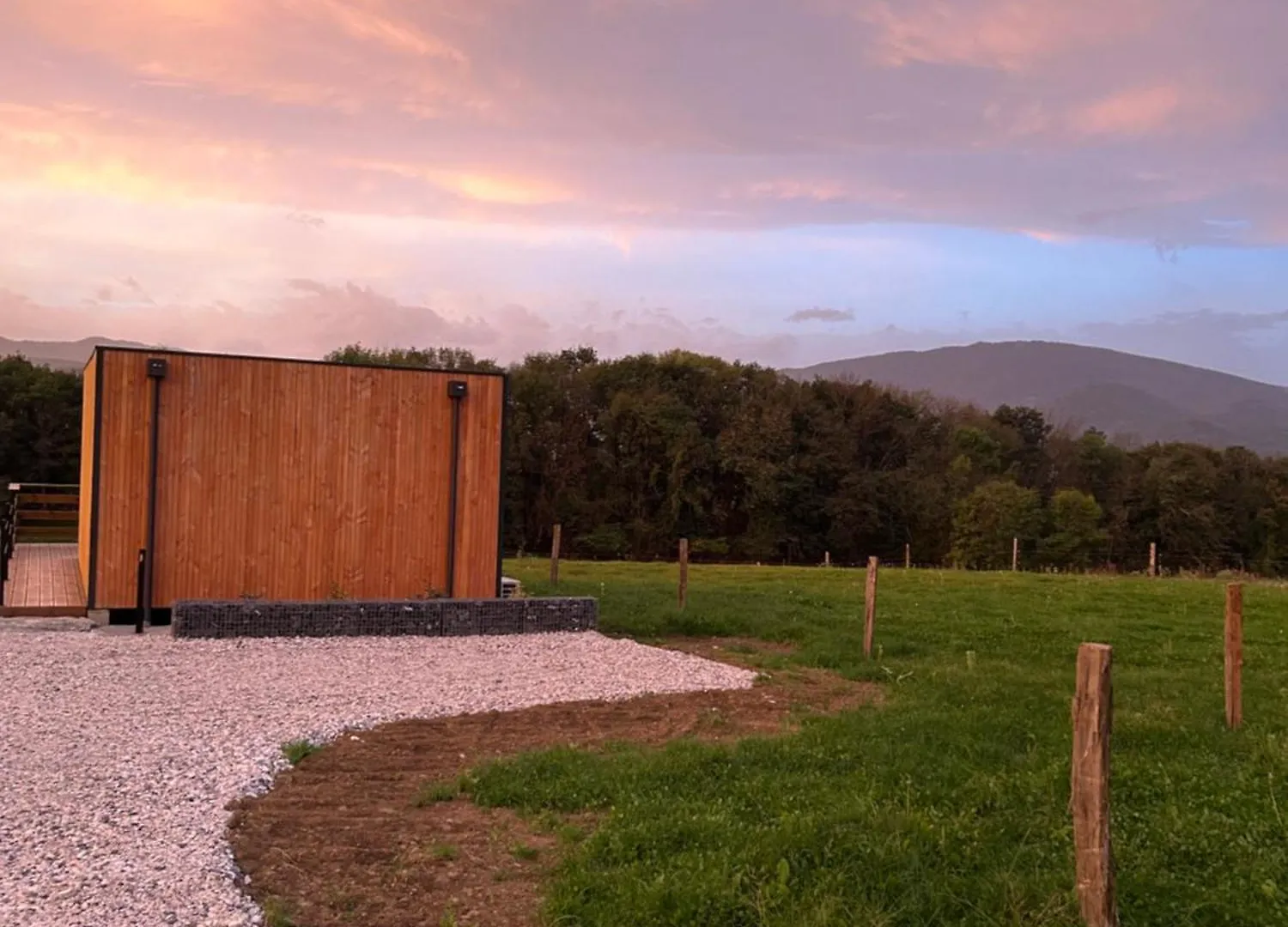 Le Chalet Du Hameau Barbazan Γαλλία